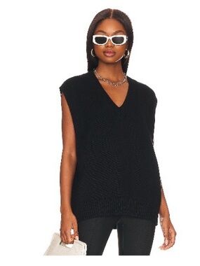 L'Academie Black Oversized Sweater Vest